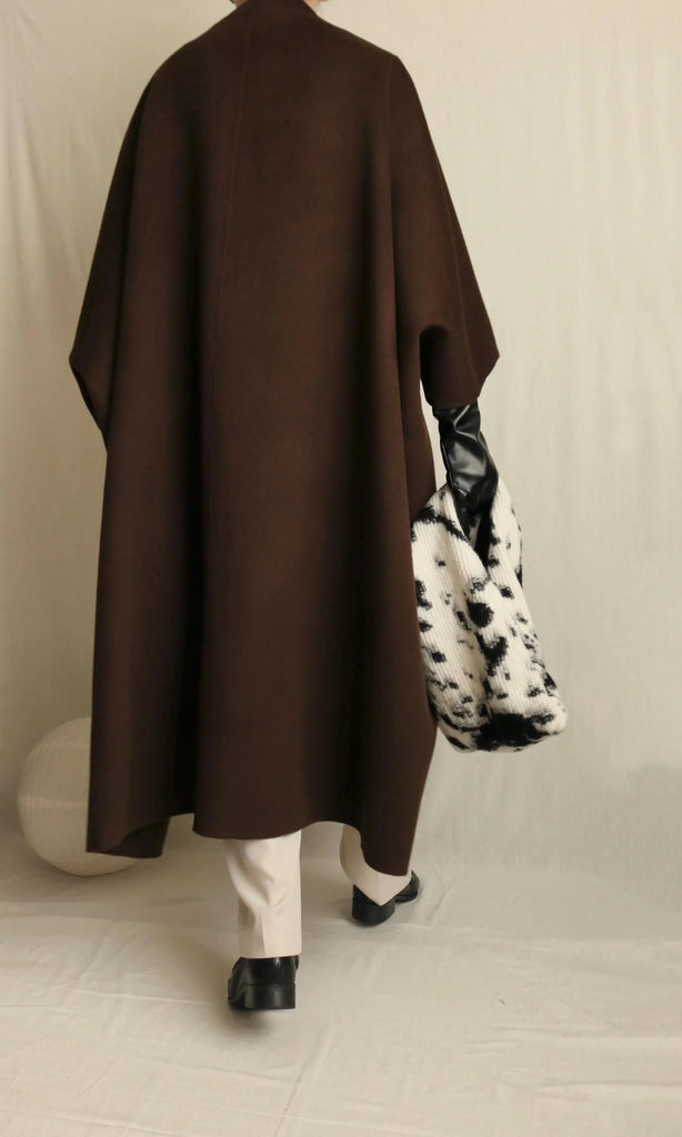 Privé poncho (with crop sleeves)