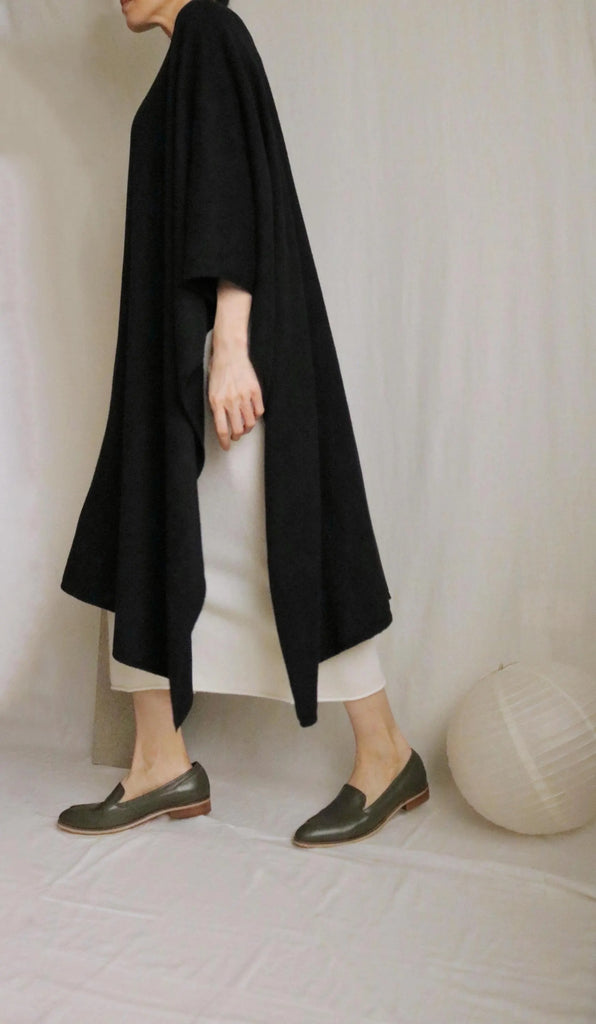 Kes multi-way poncho - black