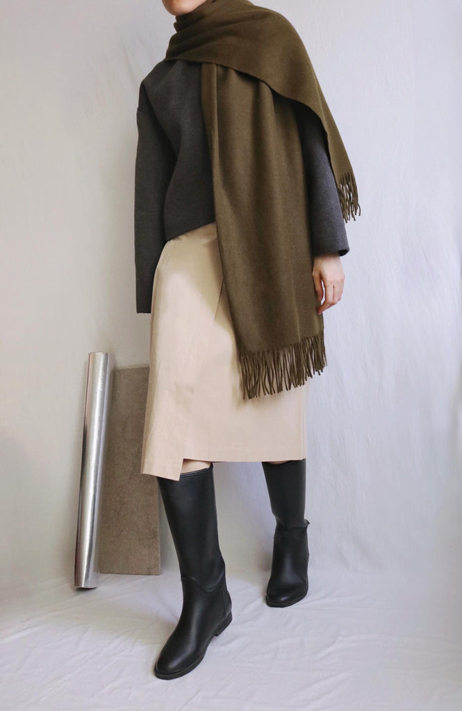 Lambswool scarf- olive