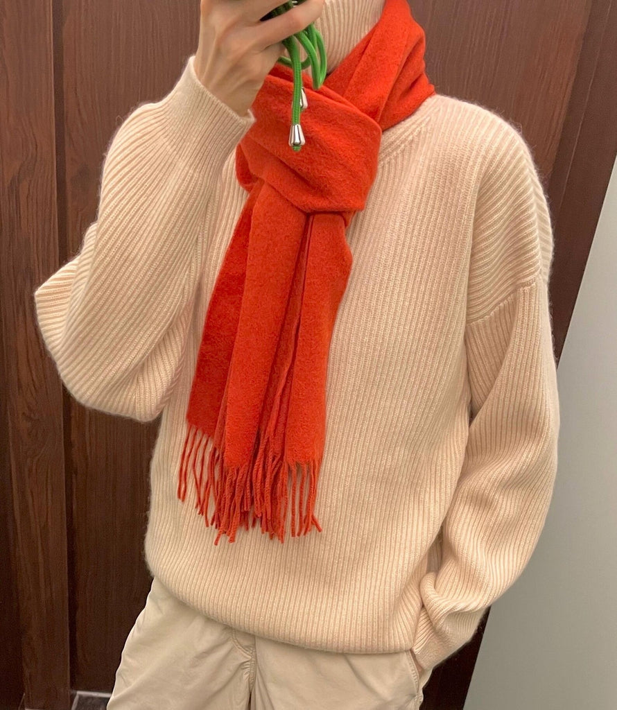 Lambswool scarf- scarlet red