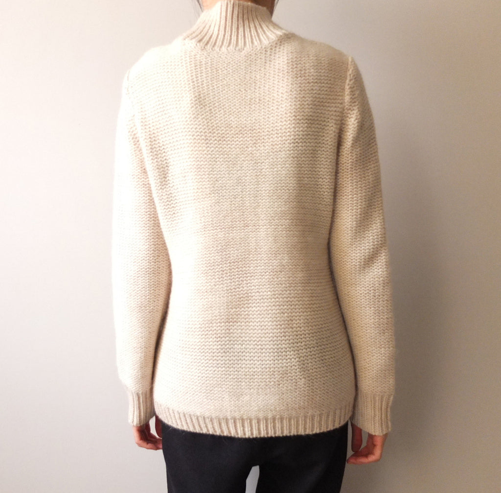 Ray sweater-sold out