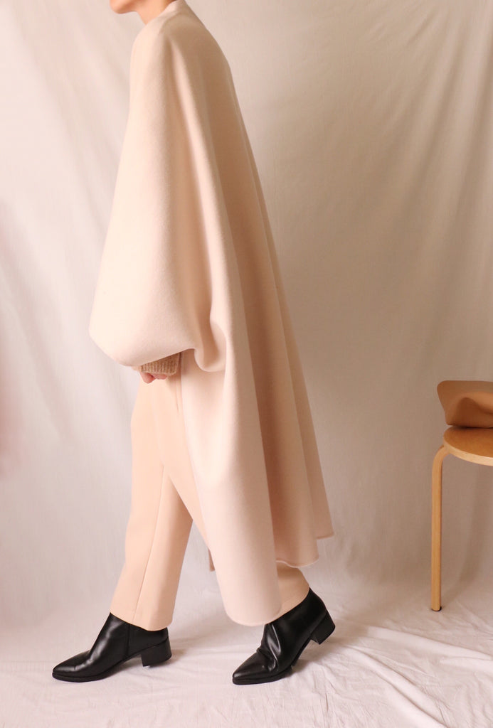 Privé poncho (full sleeves)
