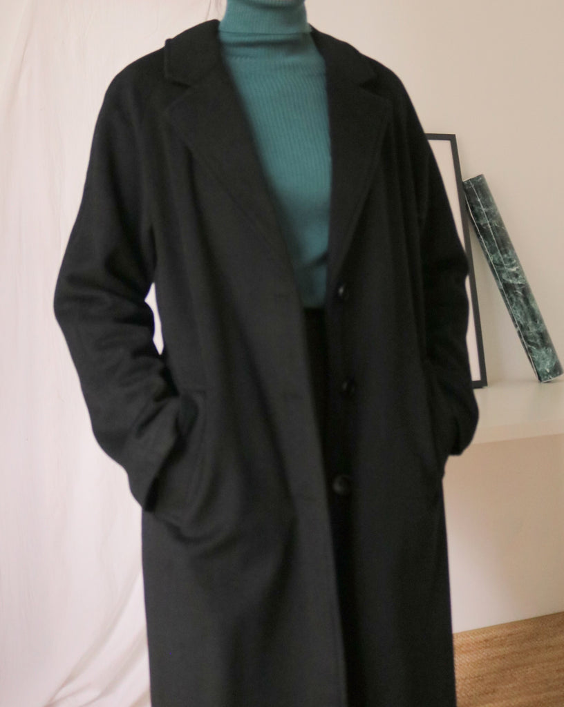Anne Coat