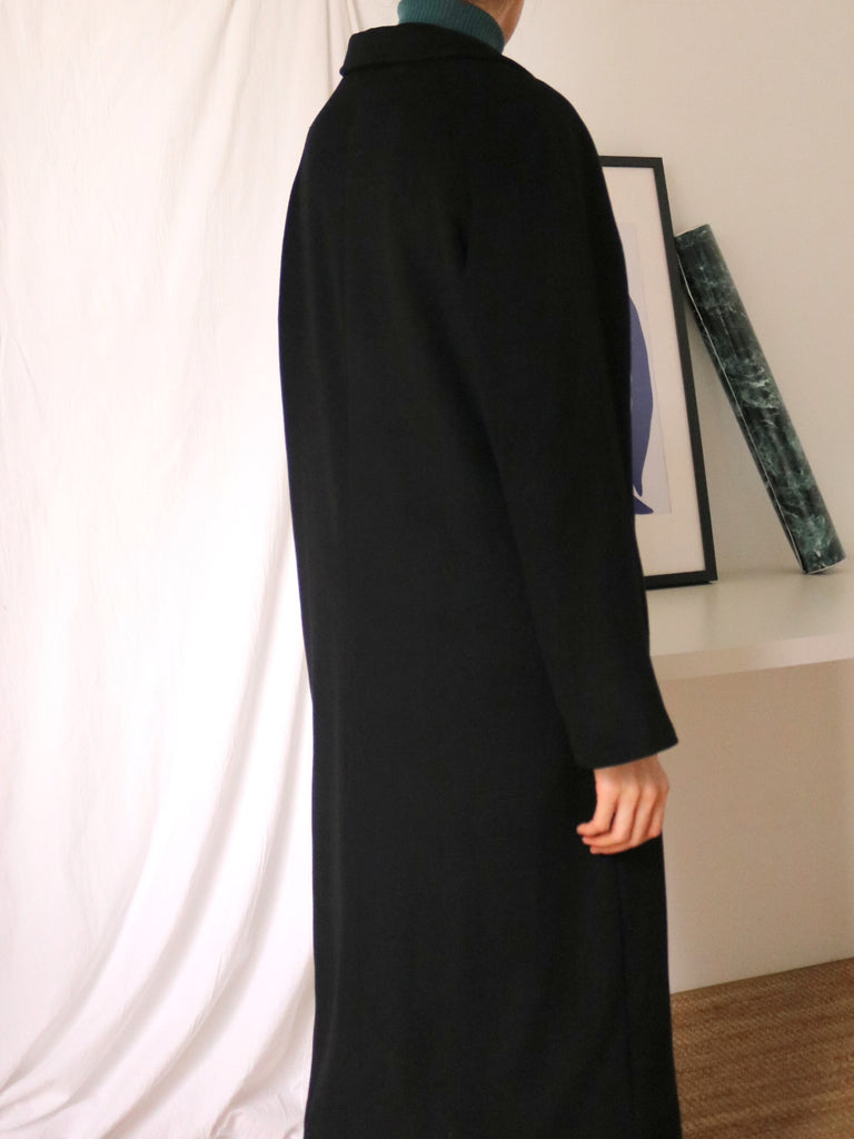 Anne Coat