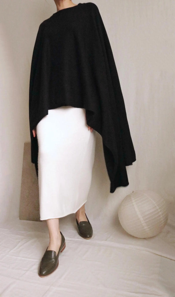 Kes multi-way poncho - black