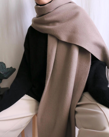 Lambswool scarf -Taupe