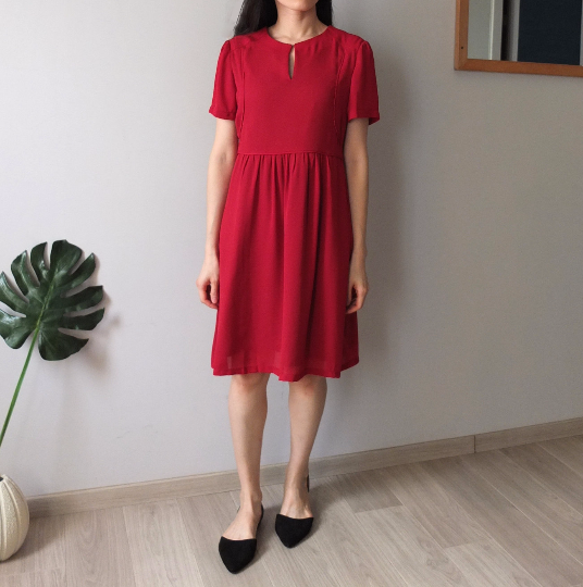 scarlet dress-sold out