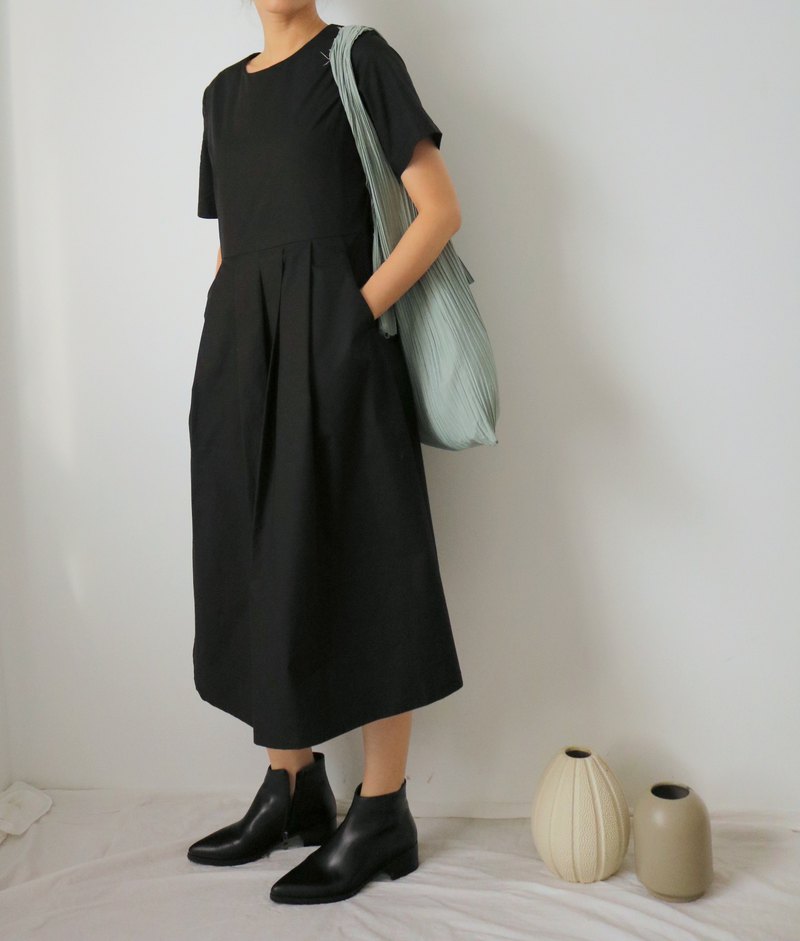 Waseda dress