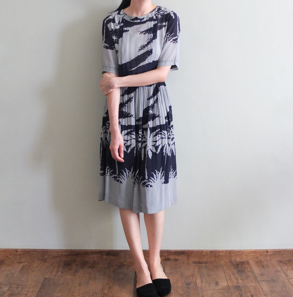 EFFECT DRESS {VINTAGE/sold out}