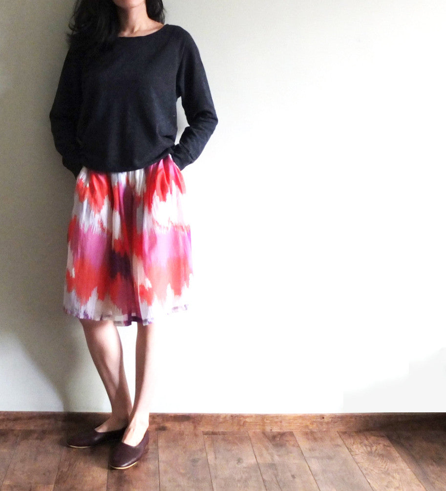Moji skirt{sold out}