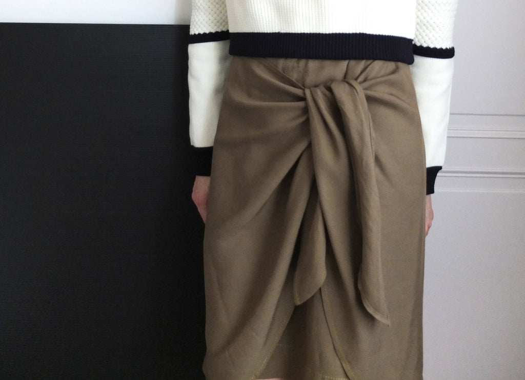 Onasis skirt-sold out