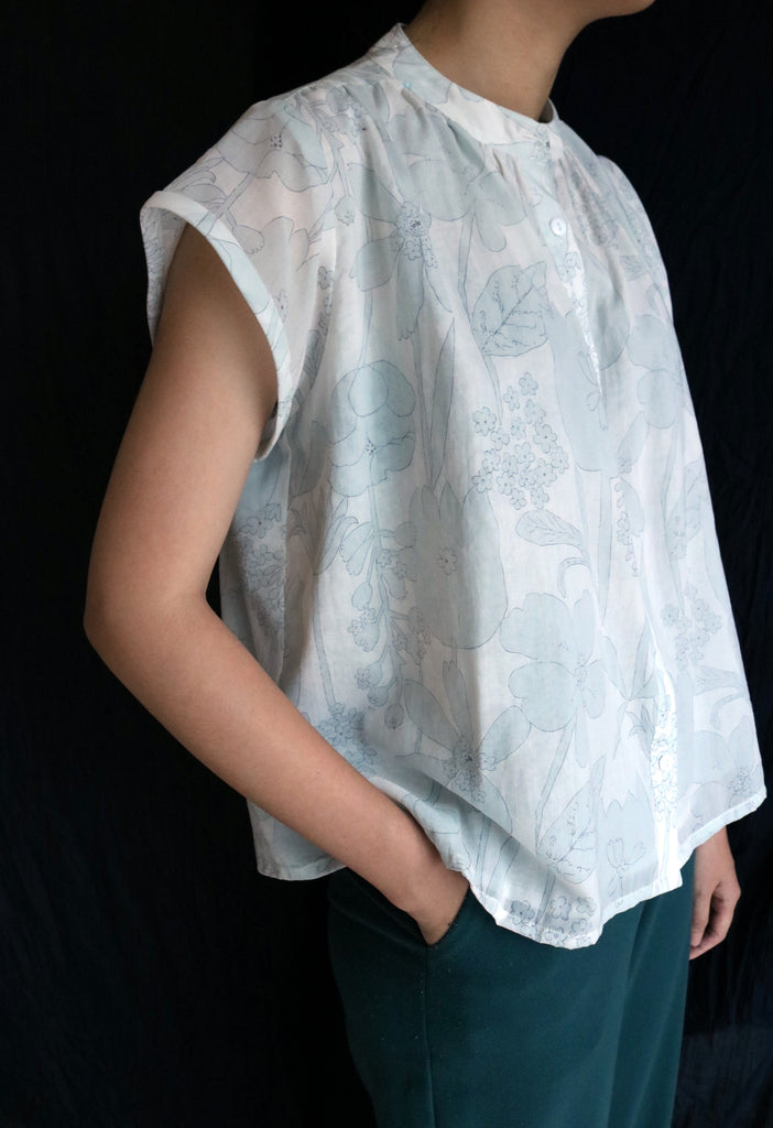 Hikari blouse (made with Japanese-made fabric,limited-edition.)-sold out