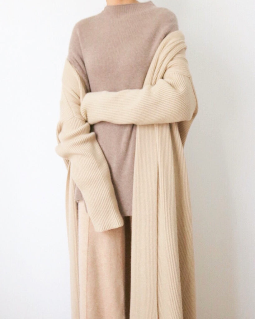 Ludivine Cardigan (70% cashmere, more colours available)-sold out
