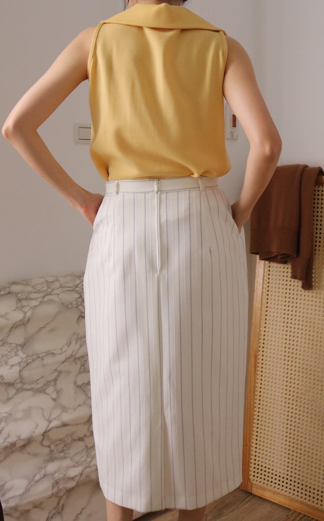 Moment Skirt { Danish Vintage }-sold out