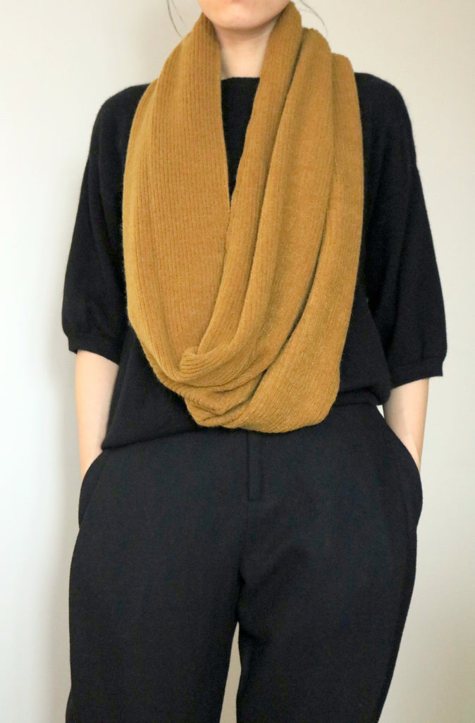 lucie cowl scarf-sold out