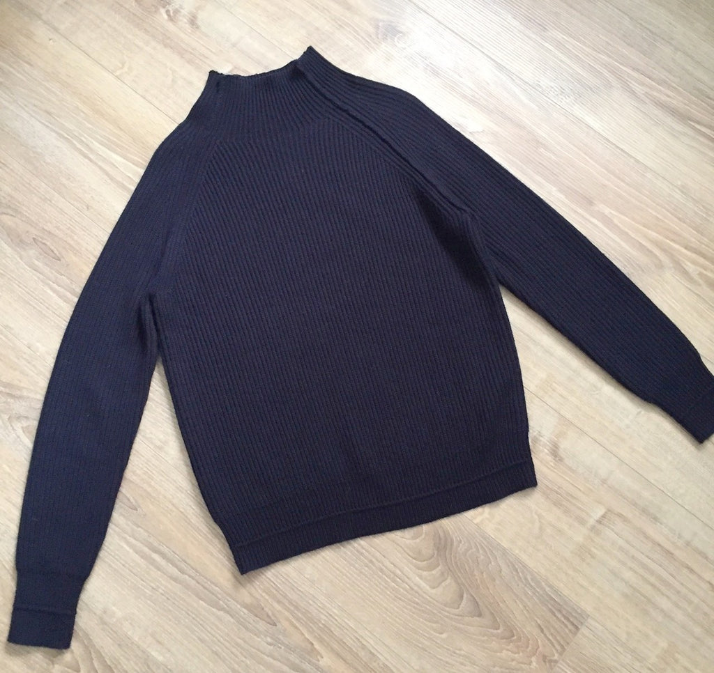 Muse Sweater (cashmere wool blend, more colours available)-sold out