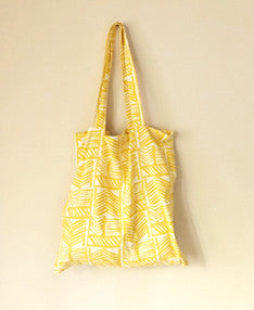 Noura tote-sold out