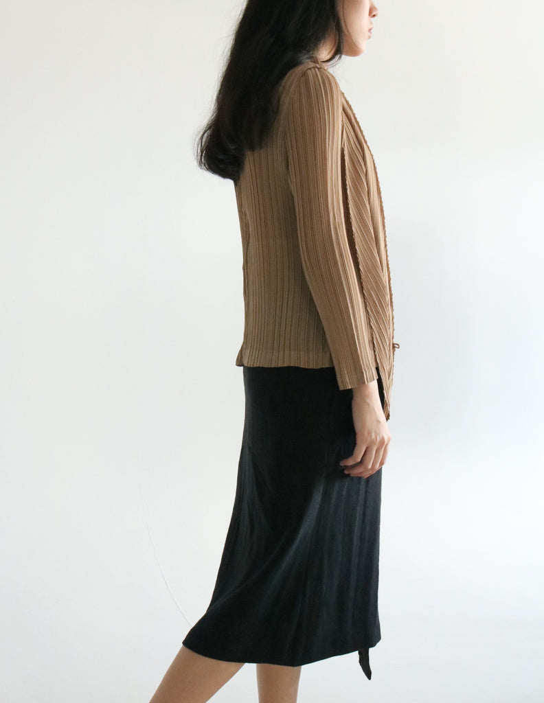 Pleated blouse (vintage, minor defect )-sold out